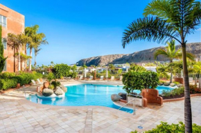Bahia Menceyes private Jacuzzi